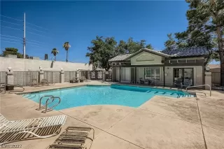 Photo #2: 2506263 Listing