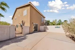 Photo #1: 2506266 Listing 