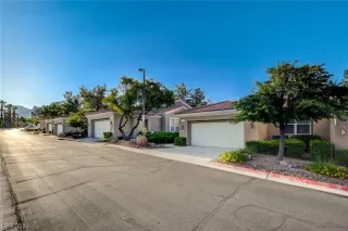 Photo #1: 2506267 Listing 