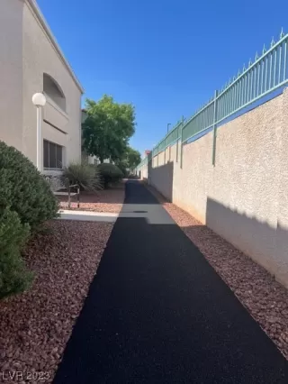 Photo #2: 2506289 Listing