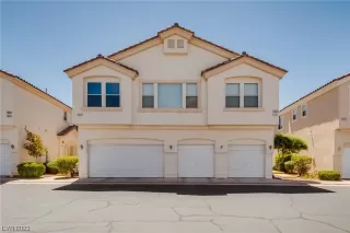 Photo #1: 2506302 Listing