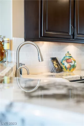 Photo #6: 2506304 Listing