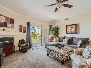 Photo #6: 2506306 Listing