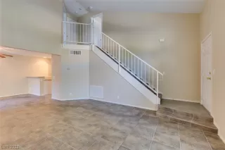 Photo #4: 2506321 Listing 