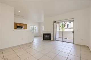 Photo #3: 2506338 Listing 