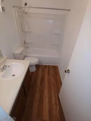 Photo #3: 2506340 Listing 