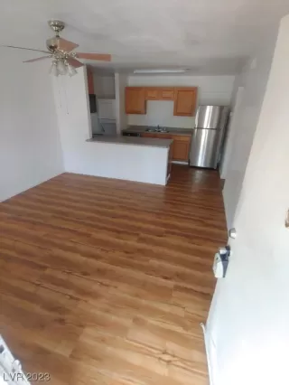 Photo #5: 2506340 Listing 