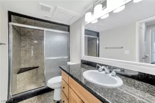 Photo #2: 2506341 Listing