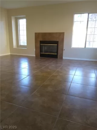 Photo #1: 2506381 Listing 