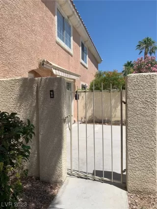 Photo #3: 2506395 Listing 