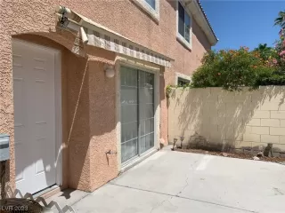 Photo #4: 2506395 Listing 