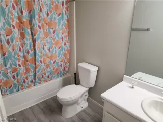 Photo #6: 2506419 Listing 