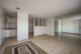 Photo #6: 2506423 Listing 