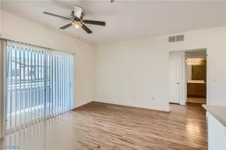 Photo #1: 2506436 Listing 