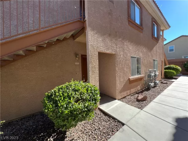 MLS: 2506457 Condo For Sale