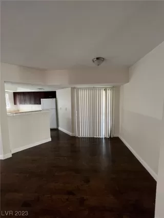 Photo #4: 2506490 Listing 