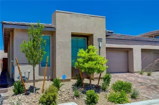 Photo #1: 2506493 Listing 