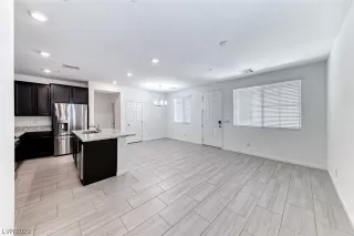 Photo #4: 2506497 Listing 