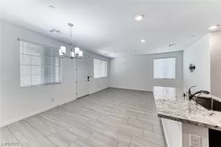 Photo #5: 2506497 Listing 