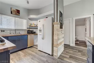 Photo #3: 2506569 Listing 