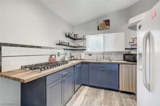 Photo #4: 2506569 Listing 