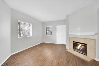 Photo #3: 2506573 Listing