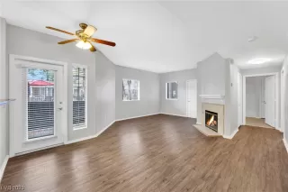 Photo #4: 2506573 Listing