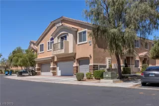 Photo #2: 2506605 Listing