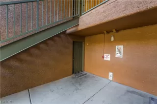 Photo #2: 2506612 Listing 