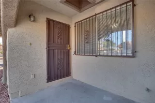 Photo #5: 2506613 Listing 