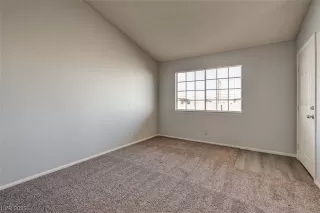 Photo #6: 2506643 Listing