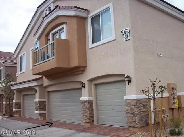 MLS: 2506651 Condo For Sale