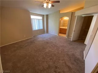 Photo #5: 2506661 Listing 