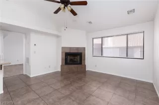 Photo #5: 2506691 Listing