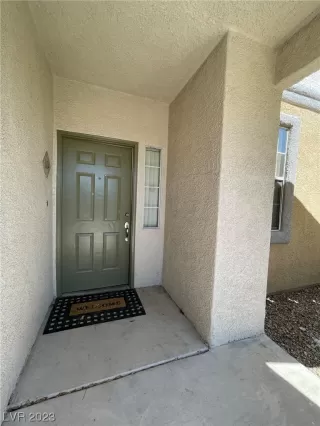 Photo #4: 2506718 Listing 