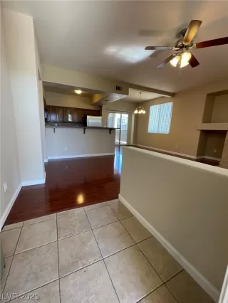 Photo #5: 2506718 Listing 