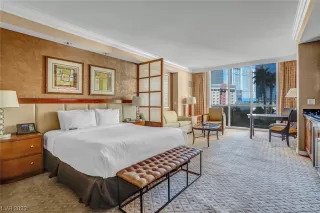 Photo #5: 2506750 Listing