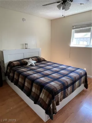 Photo #4: 2506797 Listing