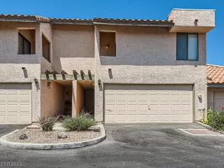 Photo #1: 2506800 Listing 