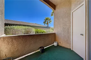 Photo #4: 2506812 Listing