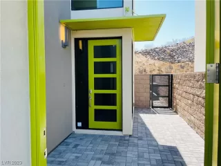 Photo #1: 2506885 Listing 