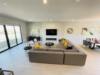 Photo #3: 2506885 Listing 