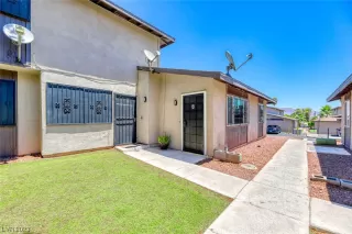 Photo #1: 2506917 Listing