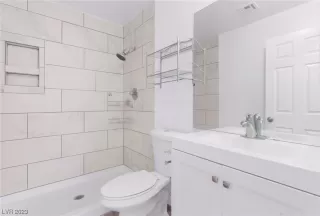 Photo #6: 2506929 Listing 