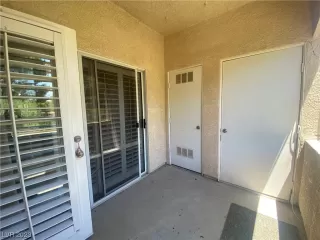 Photo #1: 2506940 Listing