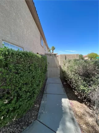 Photo #2: 2506943 Listing 