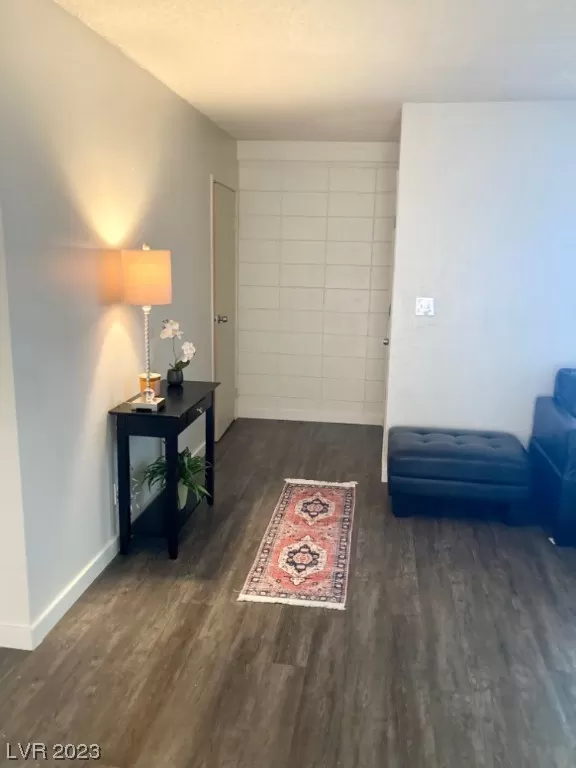 MLS: 2506972 Condo For Sale