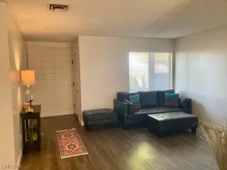 Photo #1: 2506972 Listing