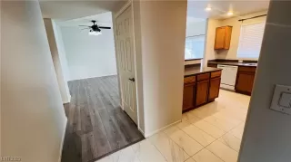 Photo #1: 2506992 Listing 
