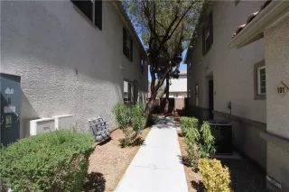 Photo #1: 2507011 Listing 